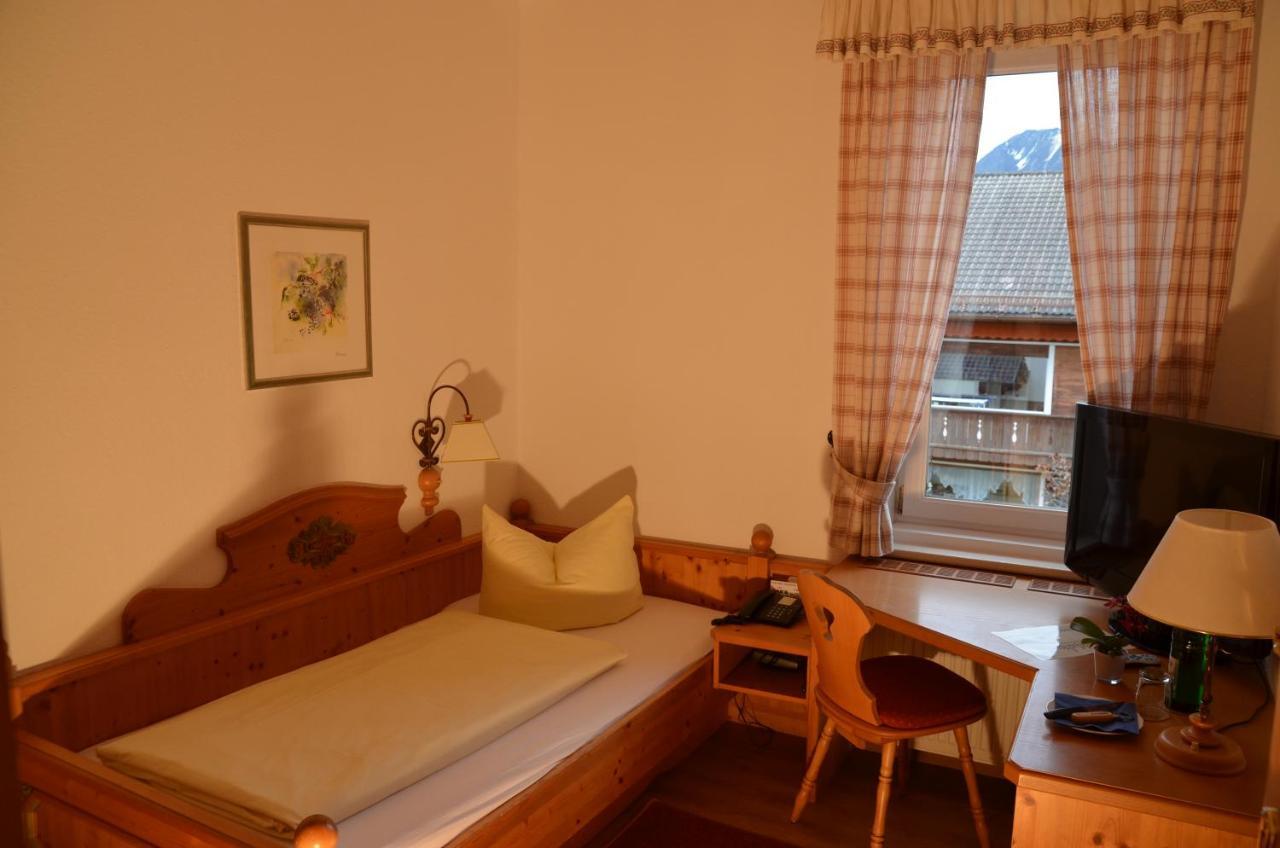 Gaestehaus Maria Garmisch-Partenkirchen Exterior foto